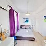 Aladdin's Hostel Λάρνακα