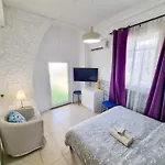 Hostel Aladdin's *