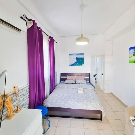 Aladdin's Hostel Larnaca