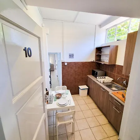 Aladdin's Albergue