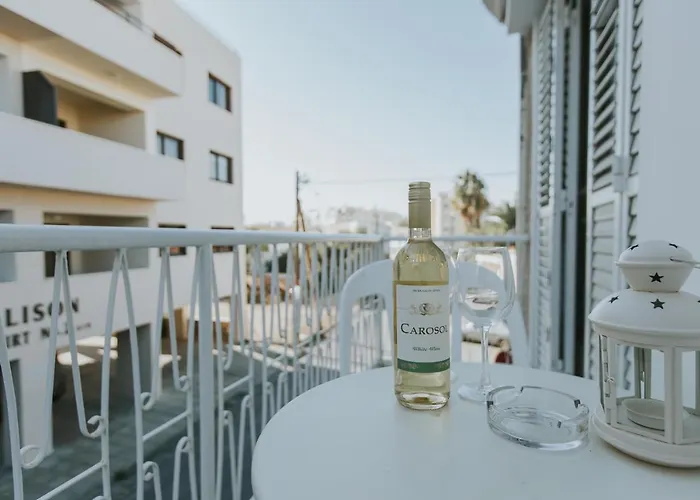 Aladdin's Hostel Larnaka